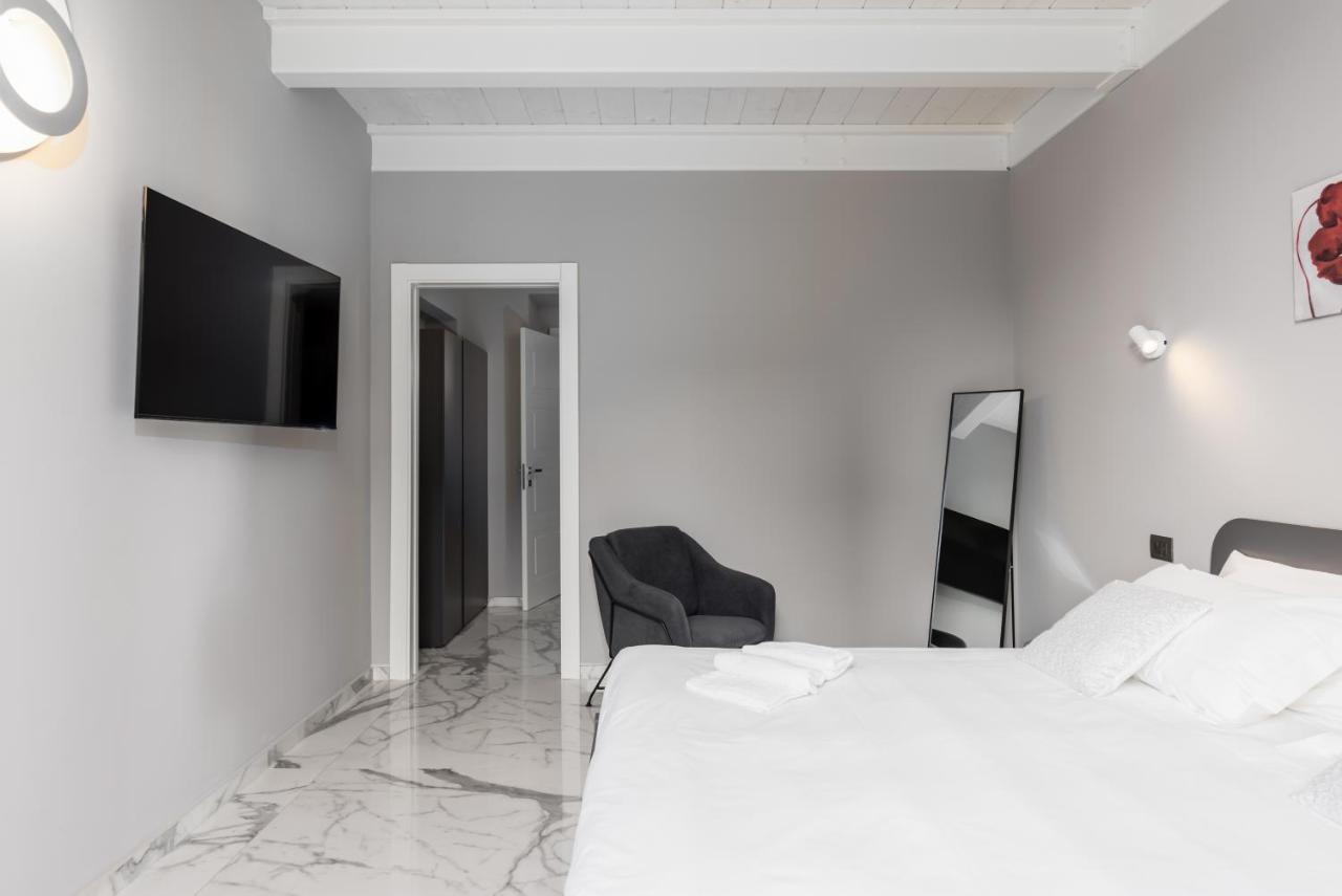 Q71 Timeless Aparthotel *